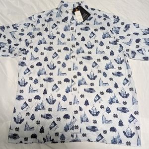 Notre Dame Uscape Apparel shirt Men's size XL.